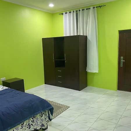 אקרה Oneworld Guesthouse & Events Centre מראה חיצוני תמונה